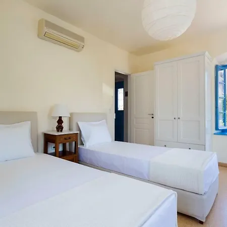 The Palm Tree House!! Villa Spetses Town Exterior photo