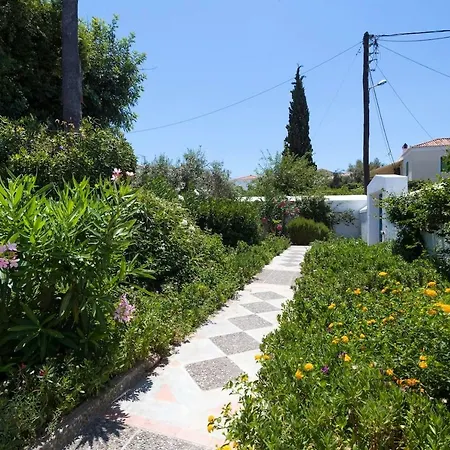 The Palm Tree House!! Villa Spetses Town Exterior photo