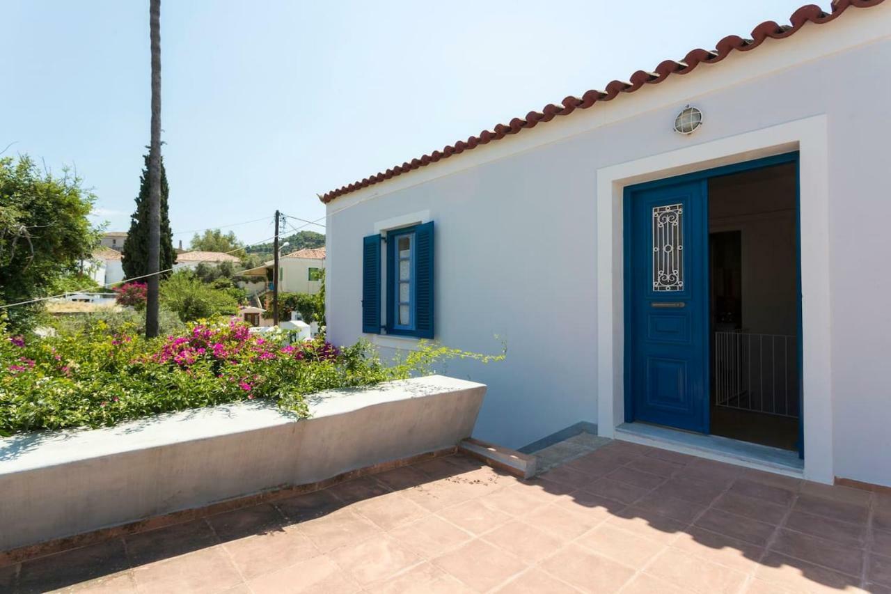 The Palm Tree House!! Spetses Town